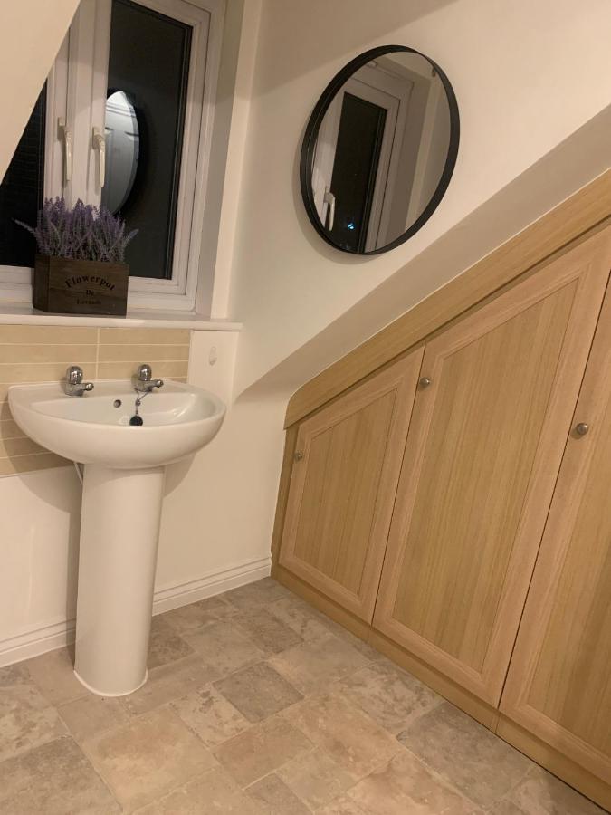 Comfy Double Bedroom In Greater Manchester Esterno foto